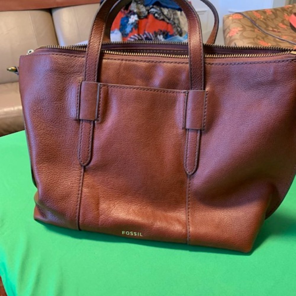 Fossil (soft brown leather) handbag - Excellent condition